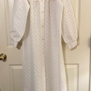 Jennifer Dale Vintage Chic White Eyelet Women's Robe